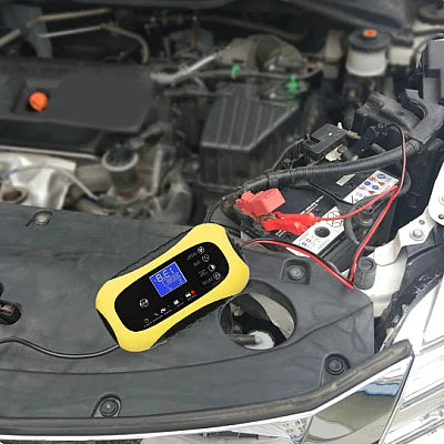Încărcător de Baterie Auto 12V 8A – Compact, Eficient și Sigur
