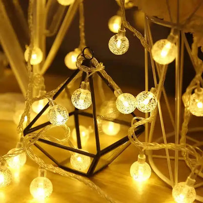 Instalație de Crăciun cu Globulete de Cristal – 200 LED-uri, 300x200 cm