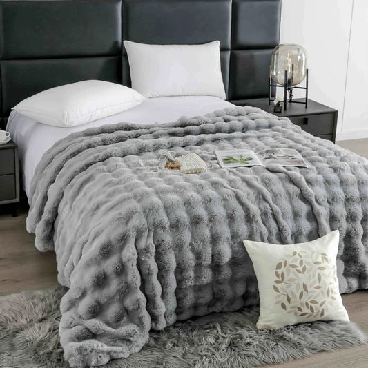 Pătură Luxury Soft Touch, cu Blăniță Artificială Tip Iepure, 200x230 cm
