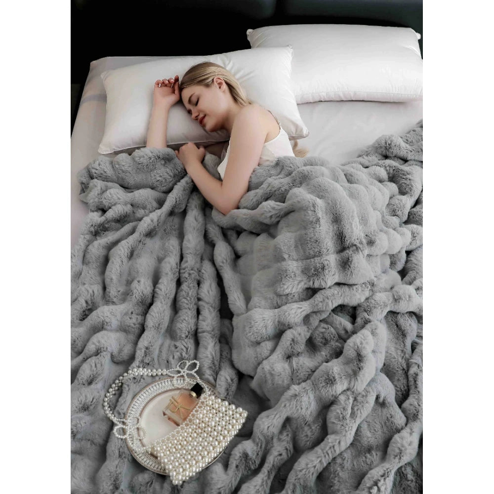 Pătură Luxury Soft Touch, cu Blăniță Artificială Tip Iepure, 200x230 cm