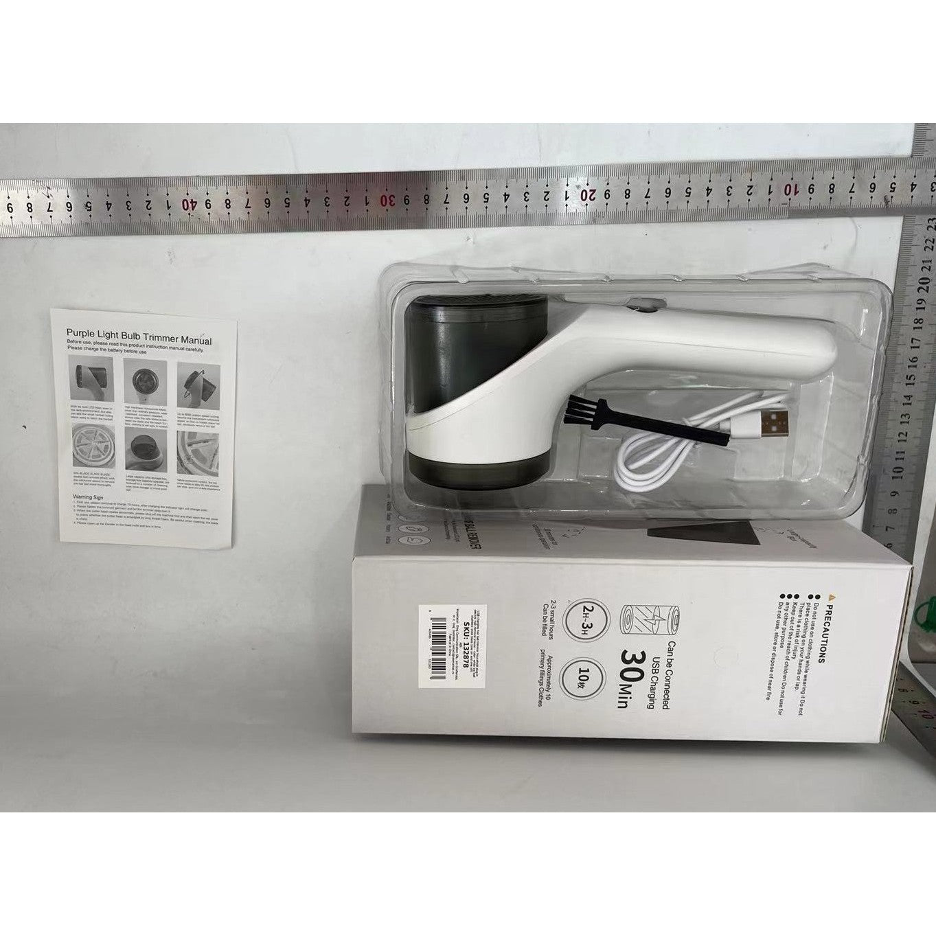 Aparat Scame si Par Haine, Flippy, Electric, USB inclus, Periuta Curatare, pentru Diferite Tesaturi, 3 Trepte, 20.5 x 8.8 x 7 cm, Alb-1