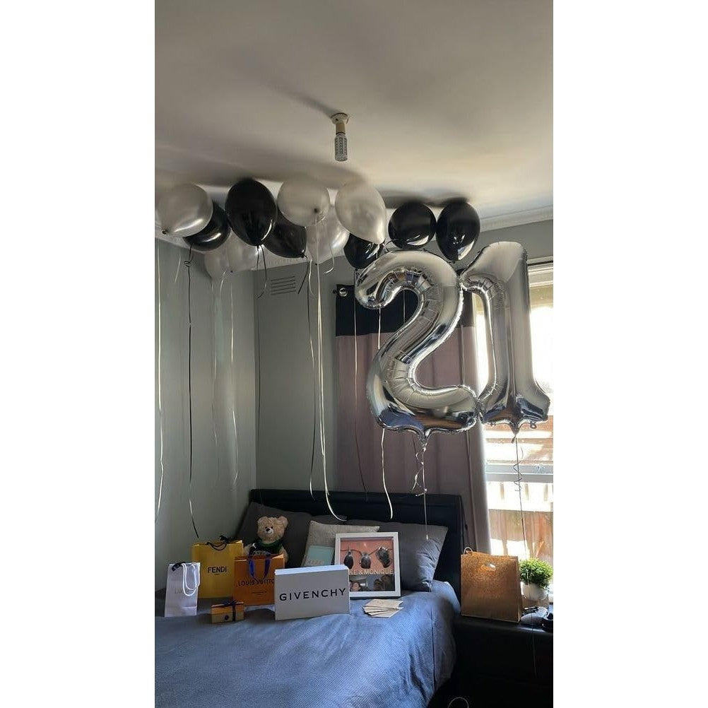 Balon din Folie Metalizata, Flippy, Figurina Cifra, Tema Aniversare 100 cm, Ambalaj Individual, Pai inclus, Umflare cu Aer sau Heliu, Argintiu, Cifra 1-4
