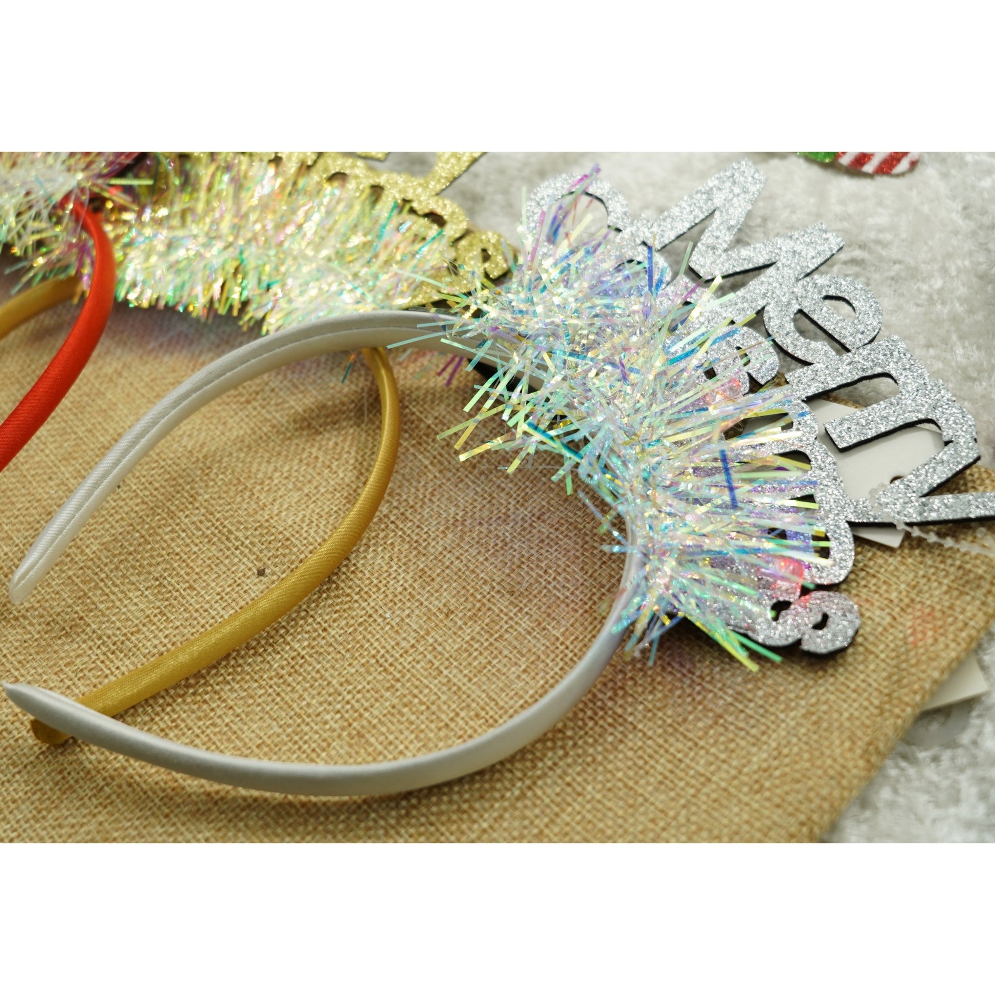 Bentita/cerc Mery Cristmas, culoare gri metalic cu beteala, marime standard, Flippy-3