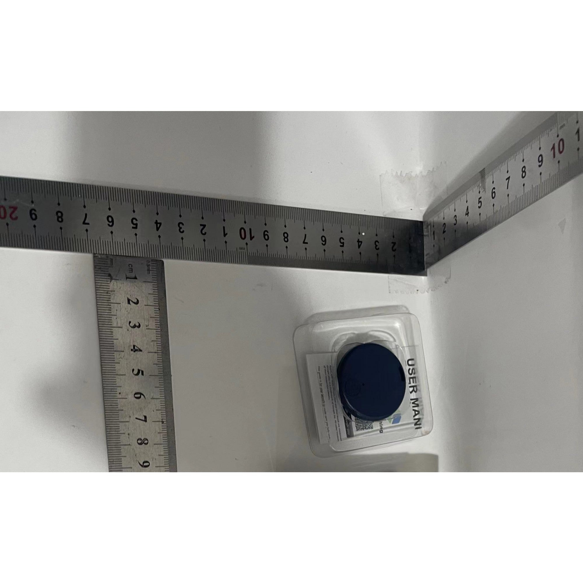 Dispozitiv Bluetooth Impotriva Pierderii, Flippy, Negru, Cutie, Baterie si Manual de Utilizare Incluse-1