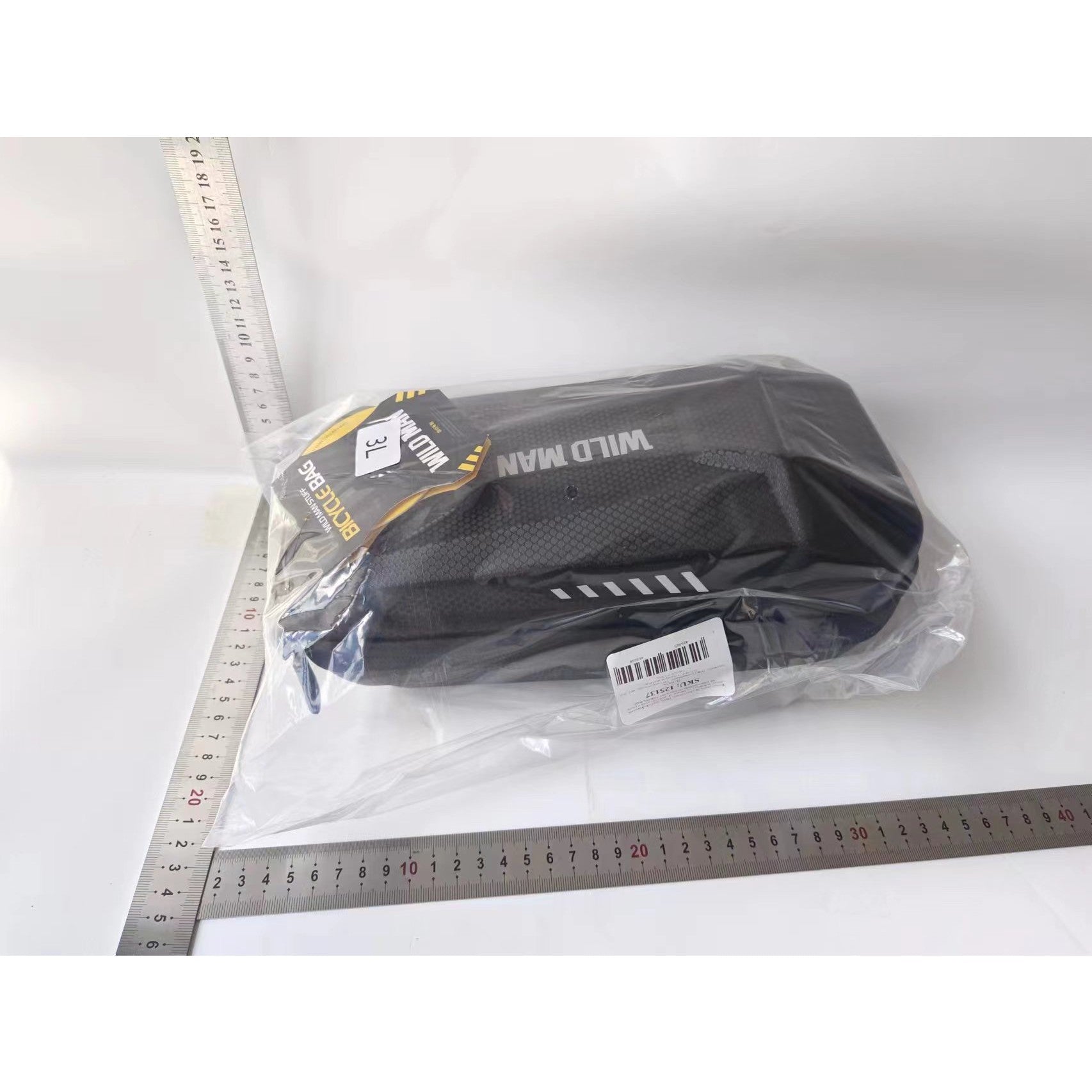 Borseta pentru bicicleta/trotineta Flippy, spatiu de depozitare, antisoc, waterproof, cu fermoar, 3L, material carbon si plastic dur,  pentru trotineta electrica scuter, bicicleta, negru-11