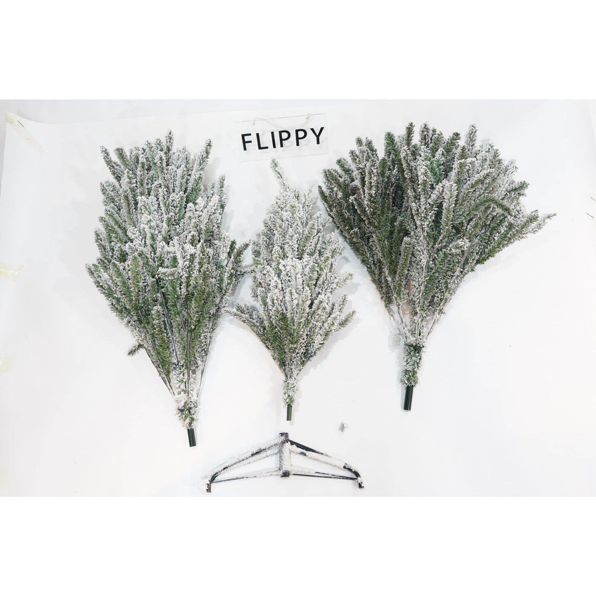 Brad Artificial de Craciun, Flippy, 1.8 m inaltime, Verde, Pulverizat alb-tip zapada, Diametru inferior 110 cm, Interior/ Exterior-2