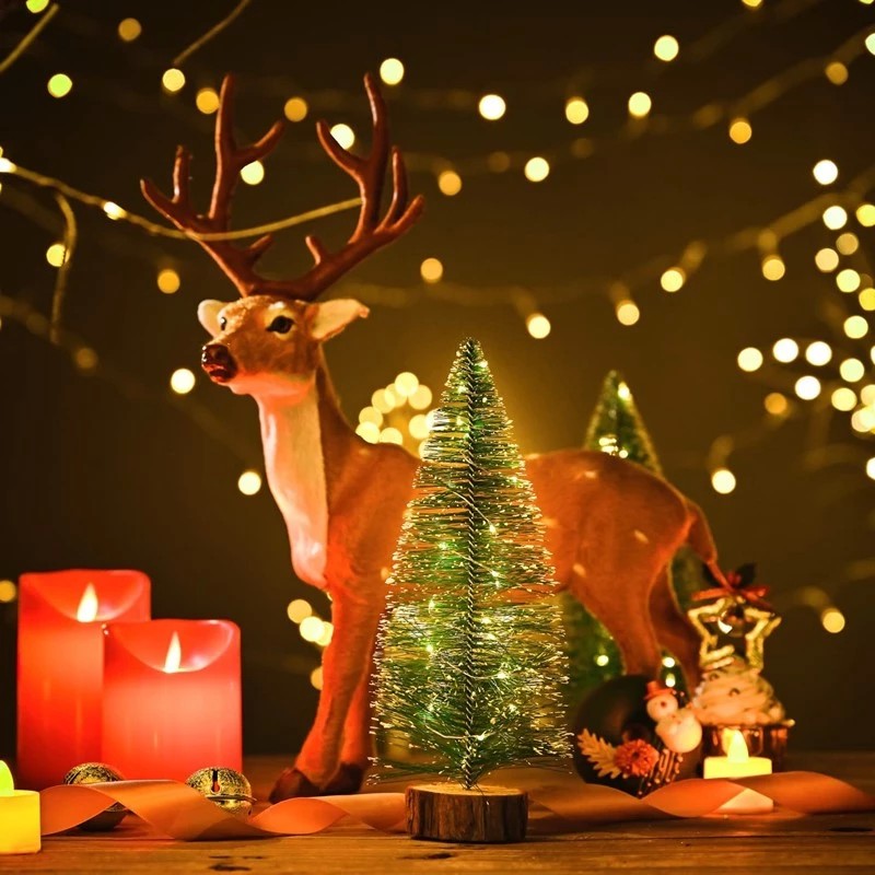 Brad artificial de craciun, tip pin inzapezit, ornament pentru masa, pe suport lemn, 35 cm inaltime-3