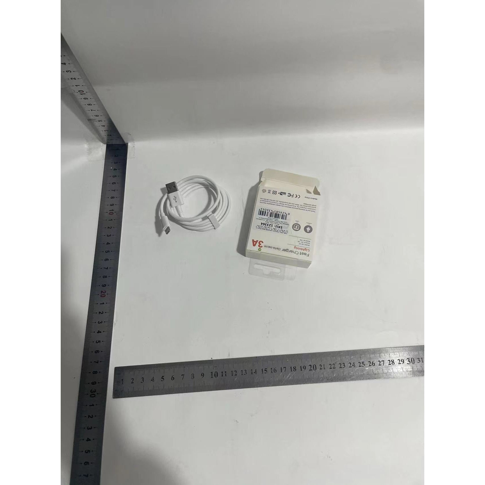 Cablu date / Incarcare compatibil Apple iPhone 5, 6, 6 Plus, 6S, 6S Plus, SE, 7, 7 Plus, 8, 8 Plus, X, XS, XS MAX, 11, 11PRO, 11 PRO MAX, seria iPhone 12, iPhone 13, iPhone 14, Flippy, 1 m, model SX-23, 5V, 3A, TPE, Alb-4