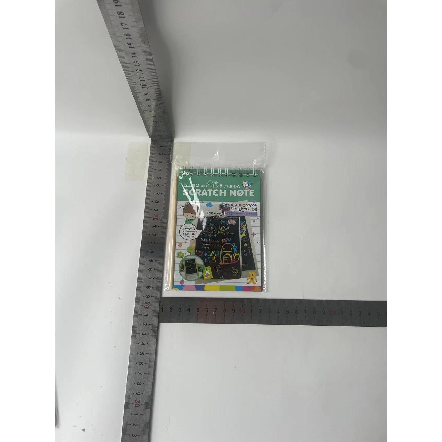 Caiet cu fise razuibile Flippy, DIY Magic Scratch, 12 File, Curcubeu, Creion din Lemn, Cartonase negre, A5, Multicolor-6