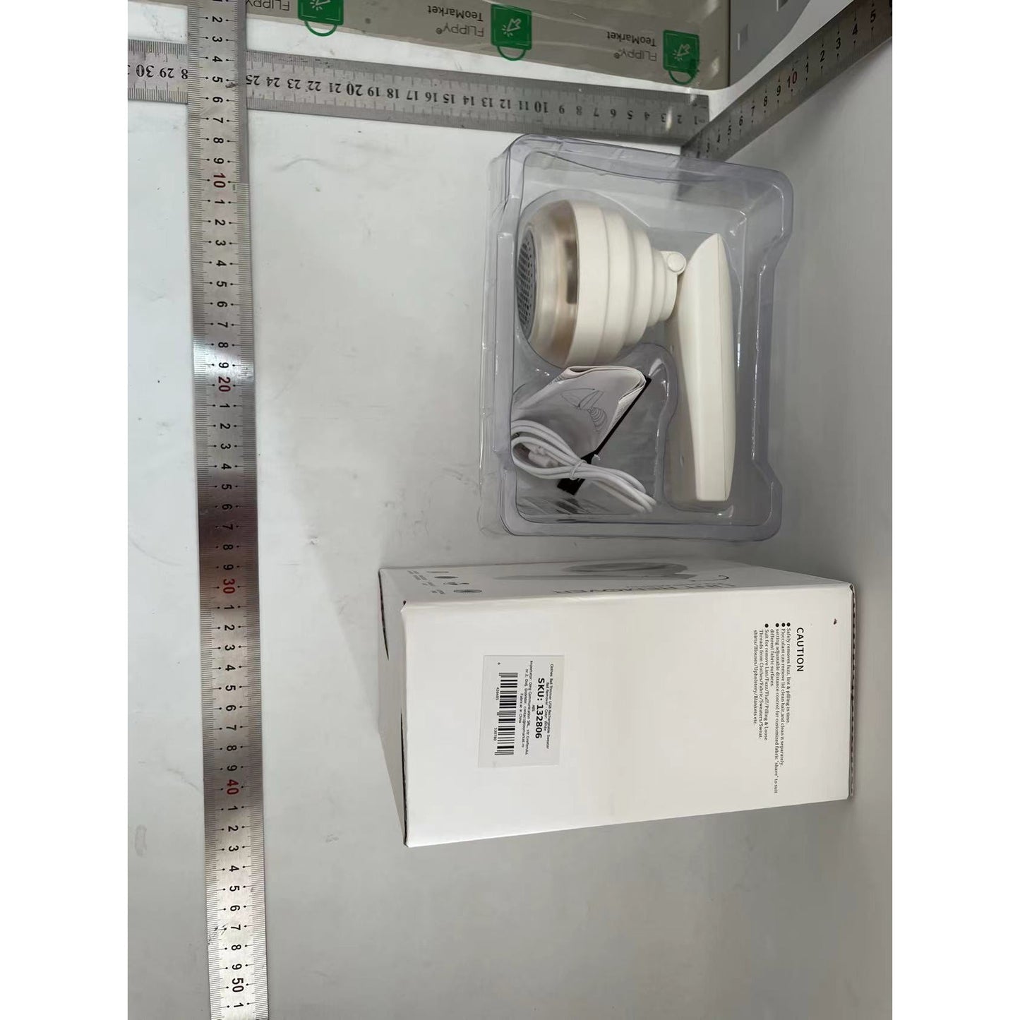 Aparat Pentru Curatat Scame, Par Si Praf, Flippy, Trimmer pentru Diferite Tipuri De Material, Cu Lame Din Otel Inoxidabil, Maner Flexibil, Incarcare Prin USB, 13x8 cm, Alb-1