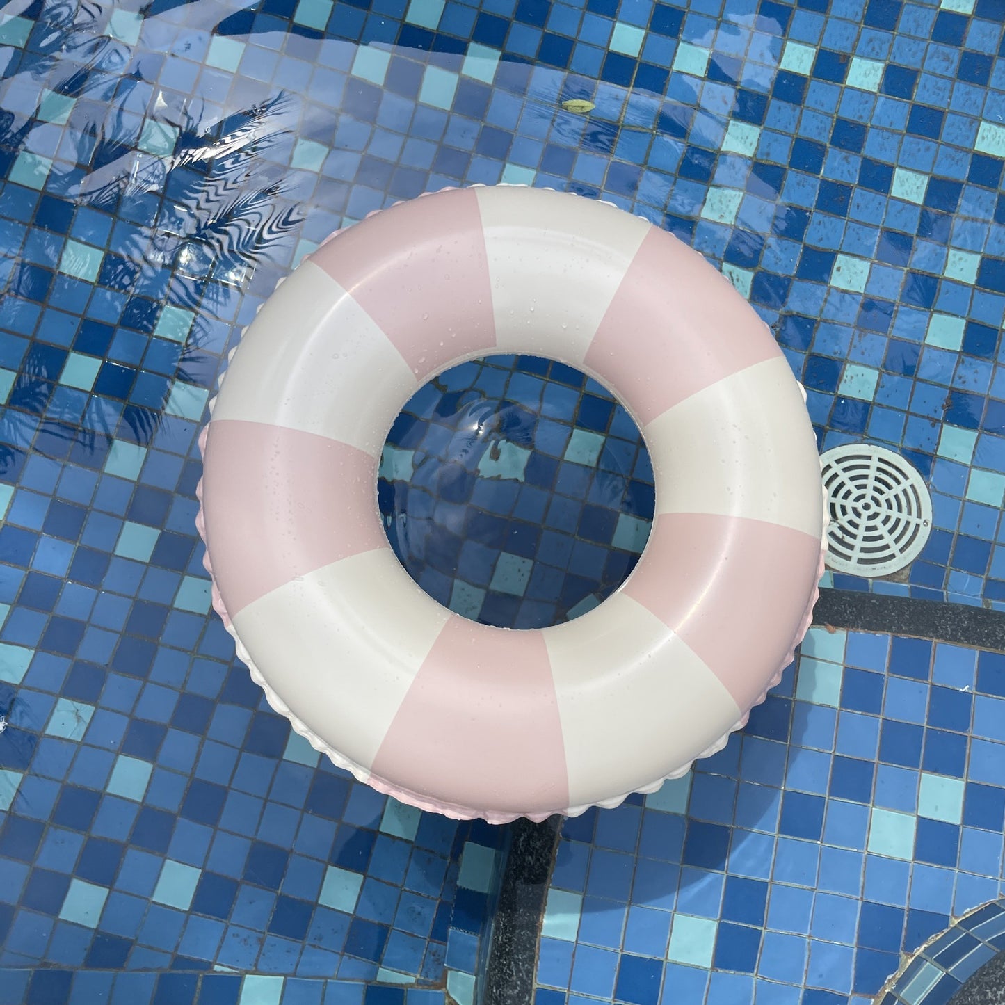 Colac de inot gonflabil pentru copii, In dungi Roz- Galben, Flippy, diametru 66 cm-2