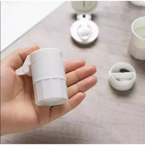 Cutie Pastile Multifunctionala, Flippy, 4 in 1, Pahar Apa, Taiere, Sfaramare, Depozitare, Compact, ABS cu Lama din Inox, Alb, 8.7x6.2x4.1 cm-4