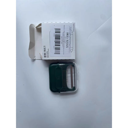 Decojitor/Curatator manual de legume si fructe, Flippy, portabil, cu magnet, doua lame, Inox, Verde, 6.7x6x1.6 cm-6