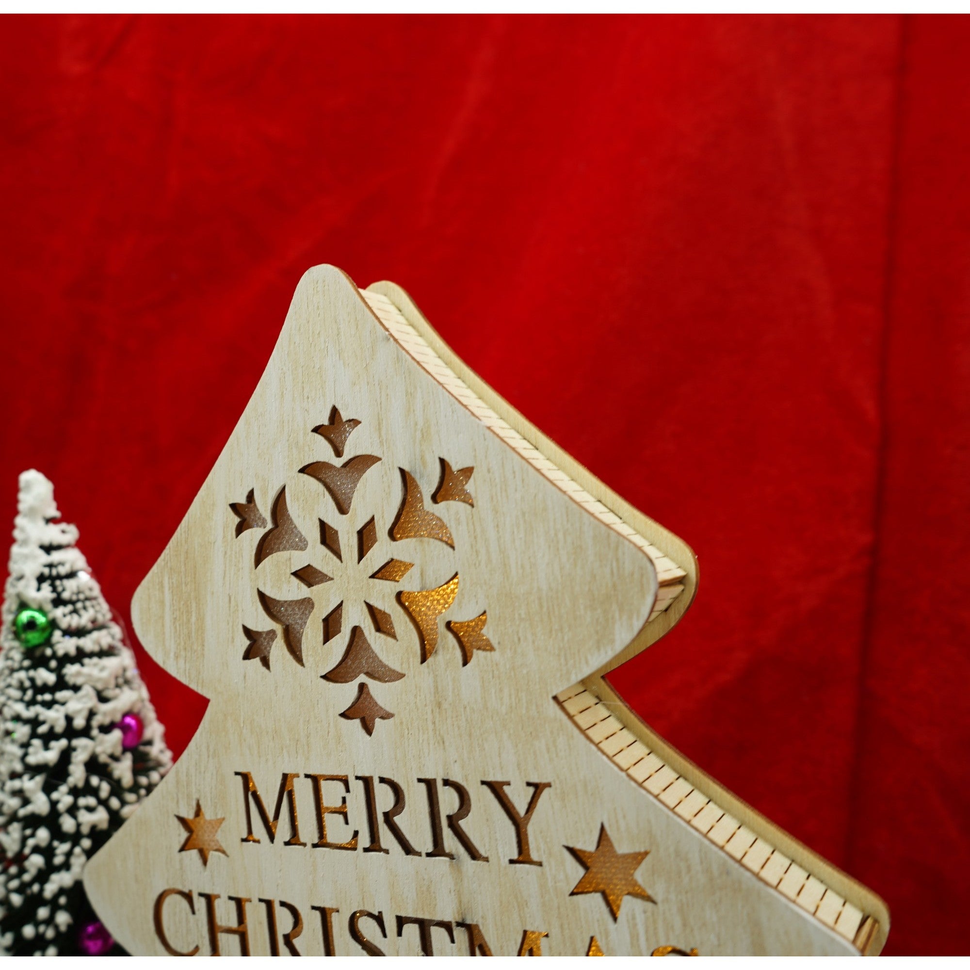 Decoratiune luminoasa, model de  Brad cu inscriptie Marry Christmas, alb, lungime: 19 cm, latime: 3 cm, inaltime: 22 cm, lemn, interior/exterior-4
