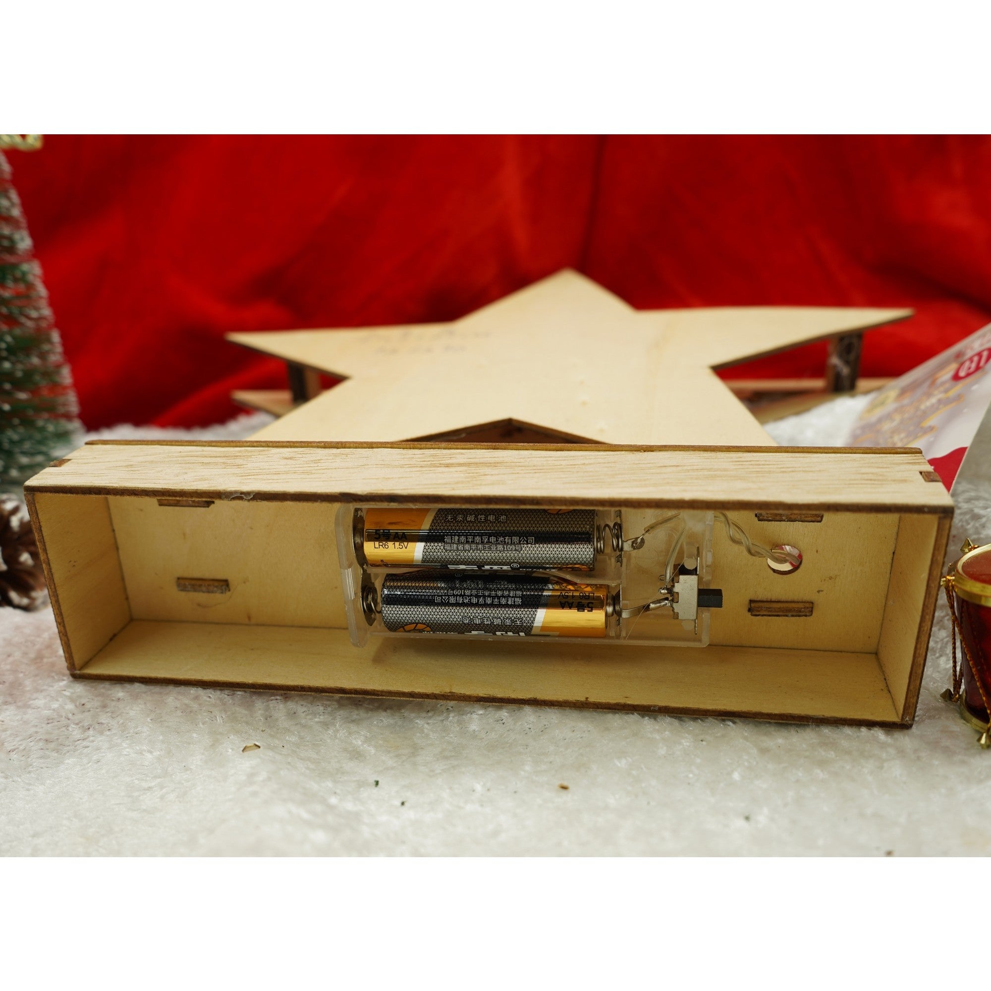 Decoratiune luminoasa, model de Stea cu Brad si inscriptie Marry Christmas, alb, lungime: 19 cm, latime: 5 cm, inaltime: 26 cm, lemn, interior/exterior-2