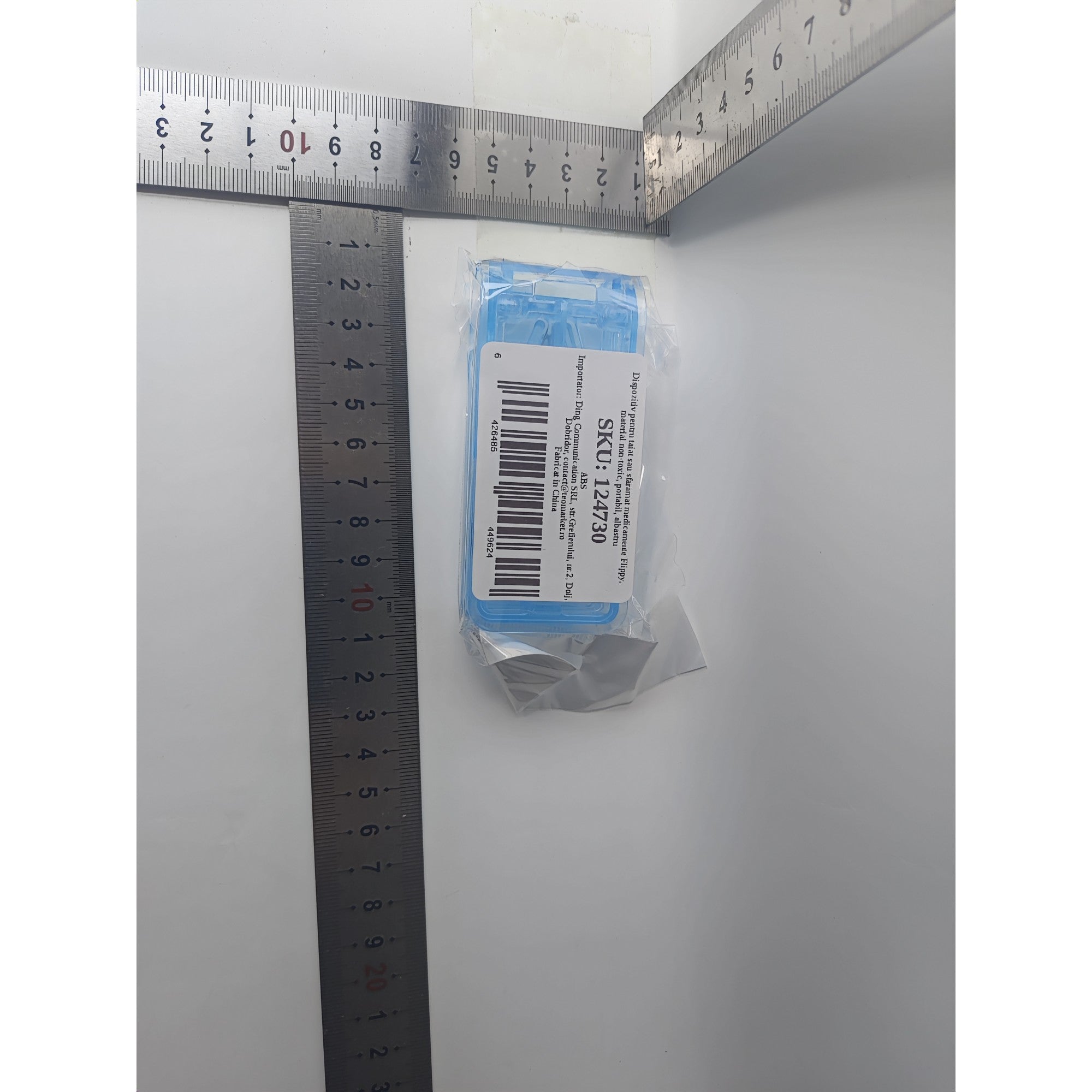 Dispozitiv pentru taiat sau sfaramat medicamente Flippy, material non-toxic, portabil, albastru-6