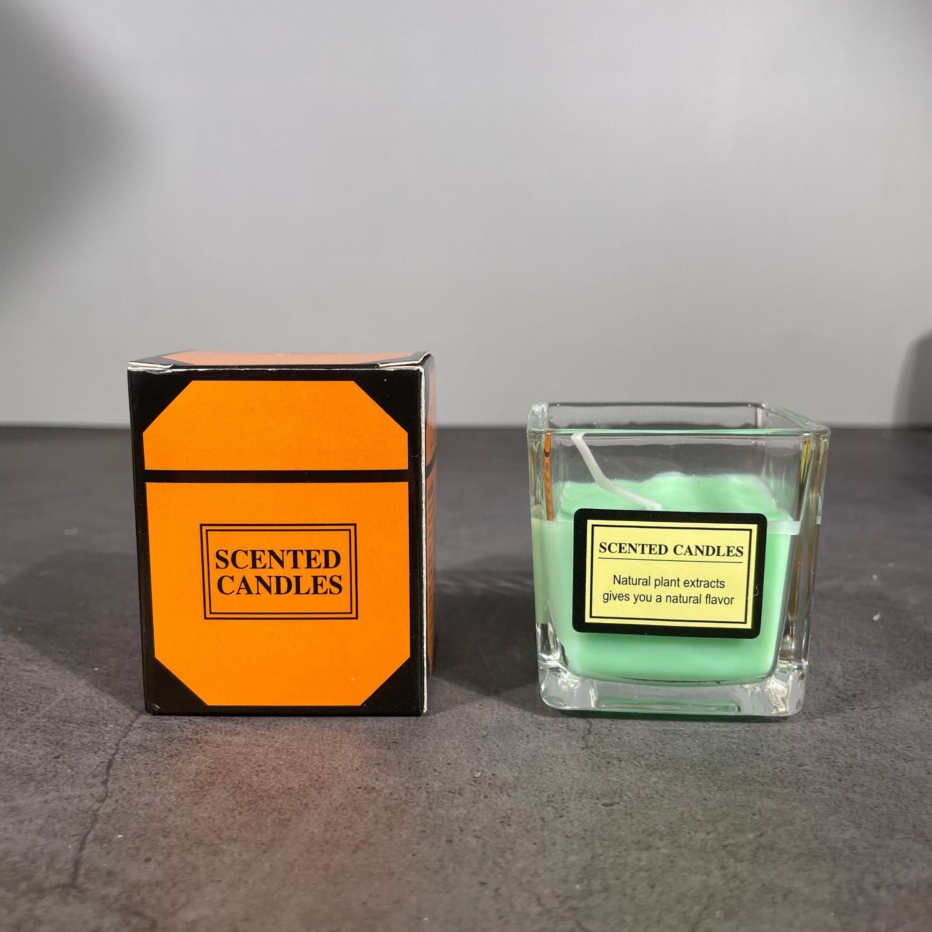 Lumanare Parfumata, Flippy, Model Pahar Transparent, cu Ulei Esential, Aroma de Ceai Alb, Verde-0