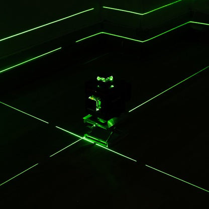 Nivel laser 4D, de precizie milimetrica cu 16 linii de măsurare, 360 de grade, suport pentru montare pe perete, reîncărcabil, cu funcție de autonivelare, protecție IP54.
