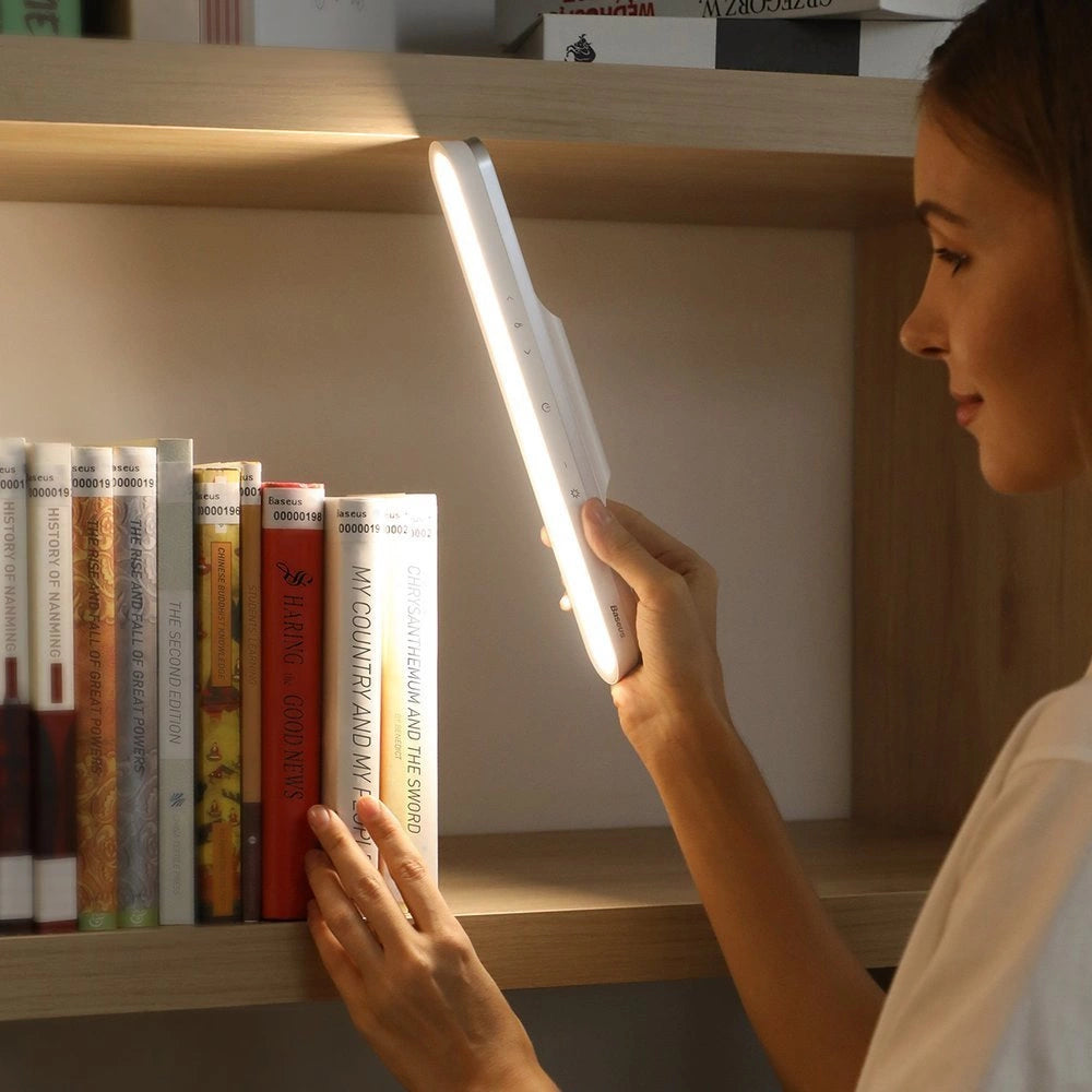Lampă LED magnetică Baseus DGXC-02 pentru noptieră / bucătărie / cameră – Alb