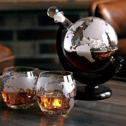 Set Cadou Decantor Glob cu Două Pahare Deluxe pentru Whiskey