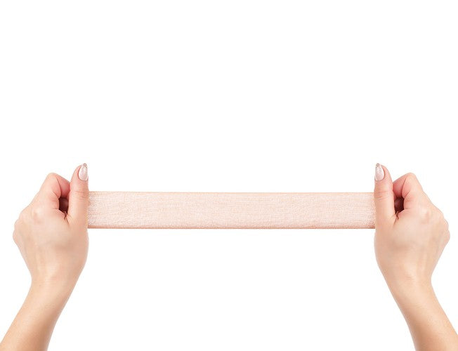 Banda adezivă confortabilă pentru sân pe decolteu,culoare bej,5 metri lungime,include 10 buc plasturi pentru mamelon