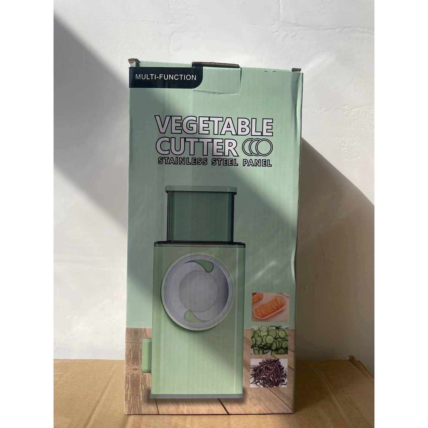 Feliator manual pentru legume Flippy, 3 lame din otel inxodabil, 3 tipuri de feliere, material carcasa ABS, latime maxima feliere 4 mm, baza de tip ventuza, usor si sigur de utilizat, 28.5 x 9,2 x 13.5 cm, verde-12