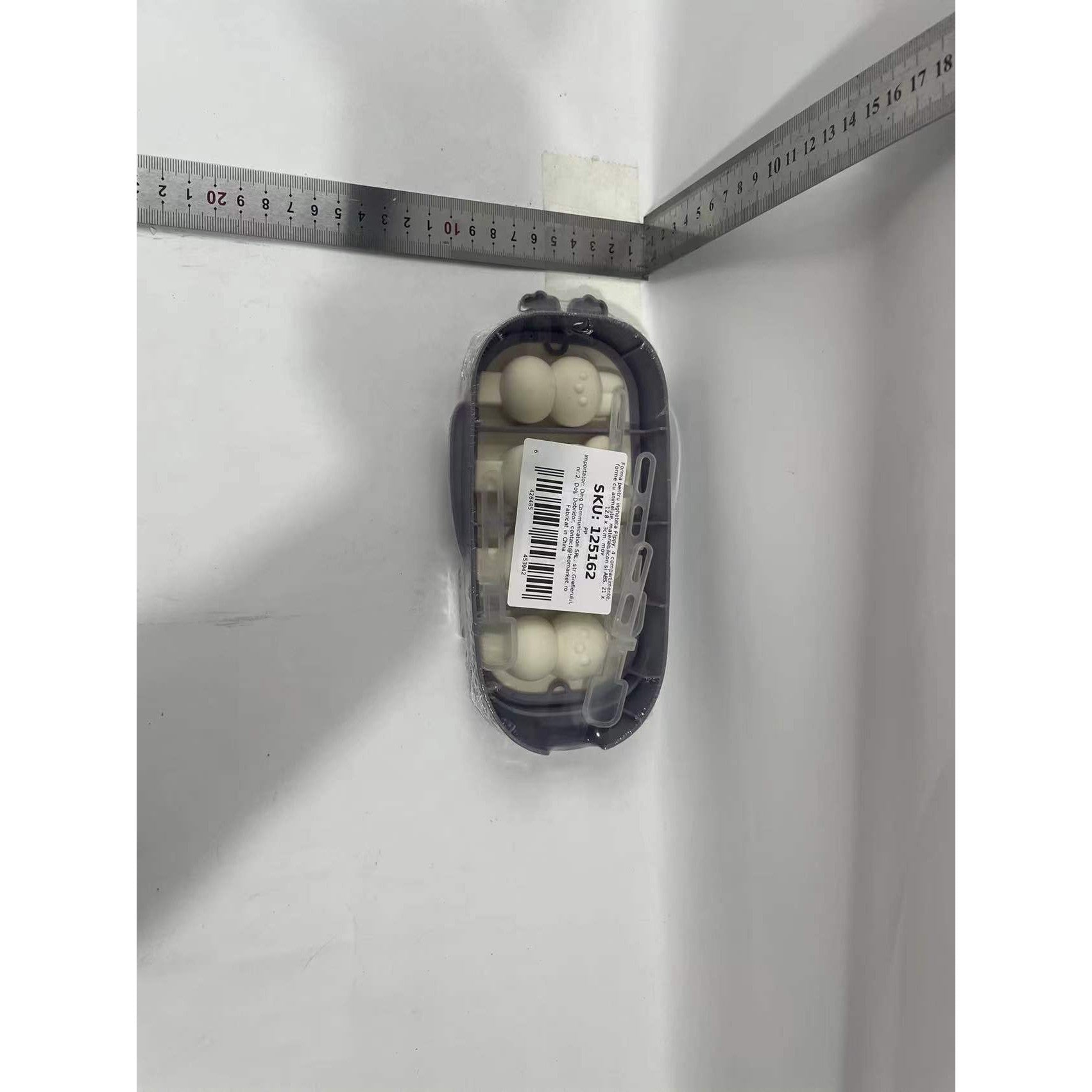 Forma pentru inghetata Flippy, 4 compartimente, forme cu animalute, materialsilicon si ABS, 21 x 12.8 x 3cm, mov-8