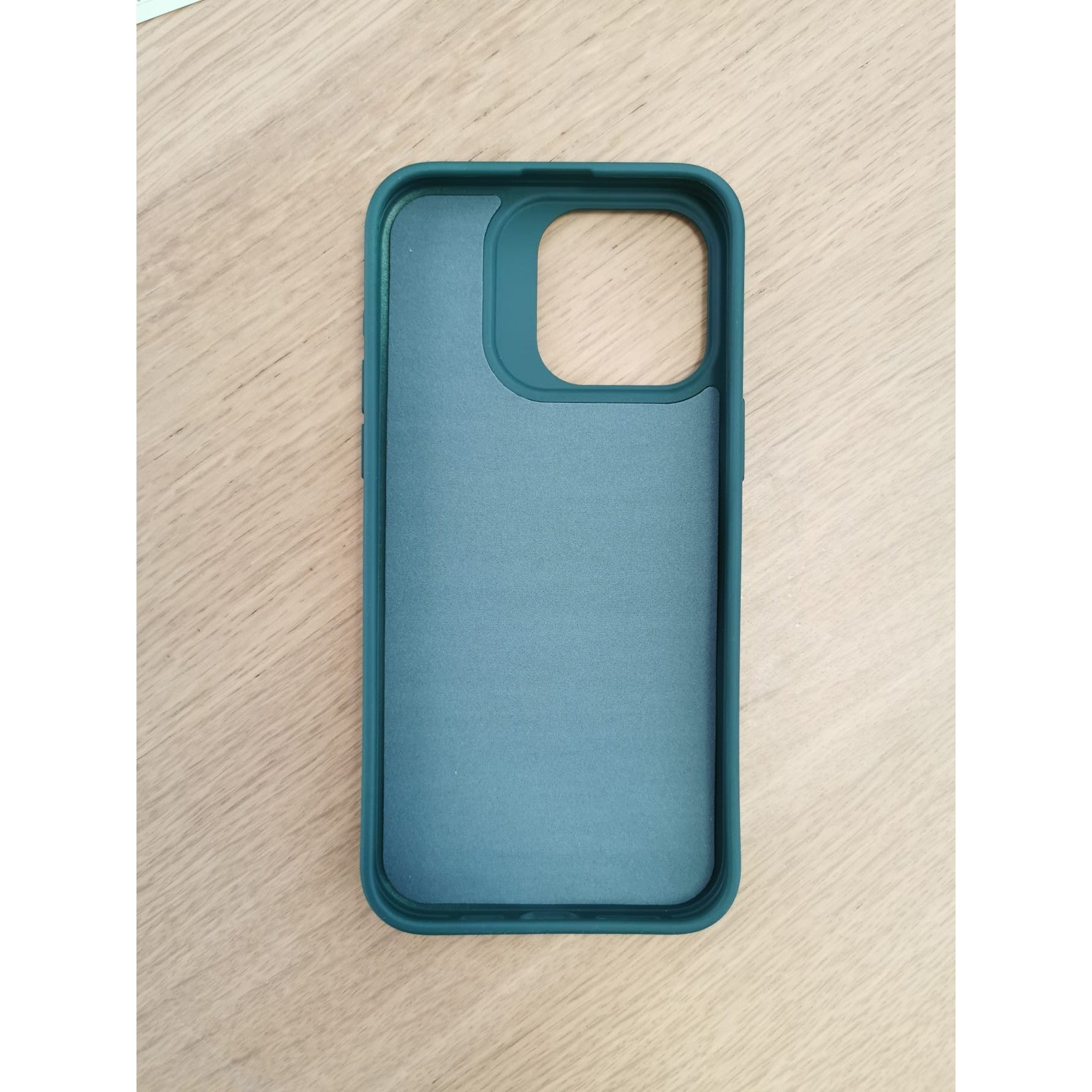 Husa Apple iPhone 15, Flippy, din Silicon Lichid, Interior din Microfibra, Lentile Fosforescente de Protectie Camera, Anti Amprenta, Rezistenta la Socuri, Verde-5