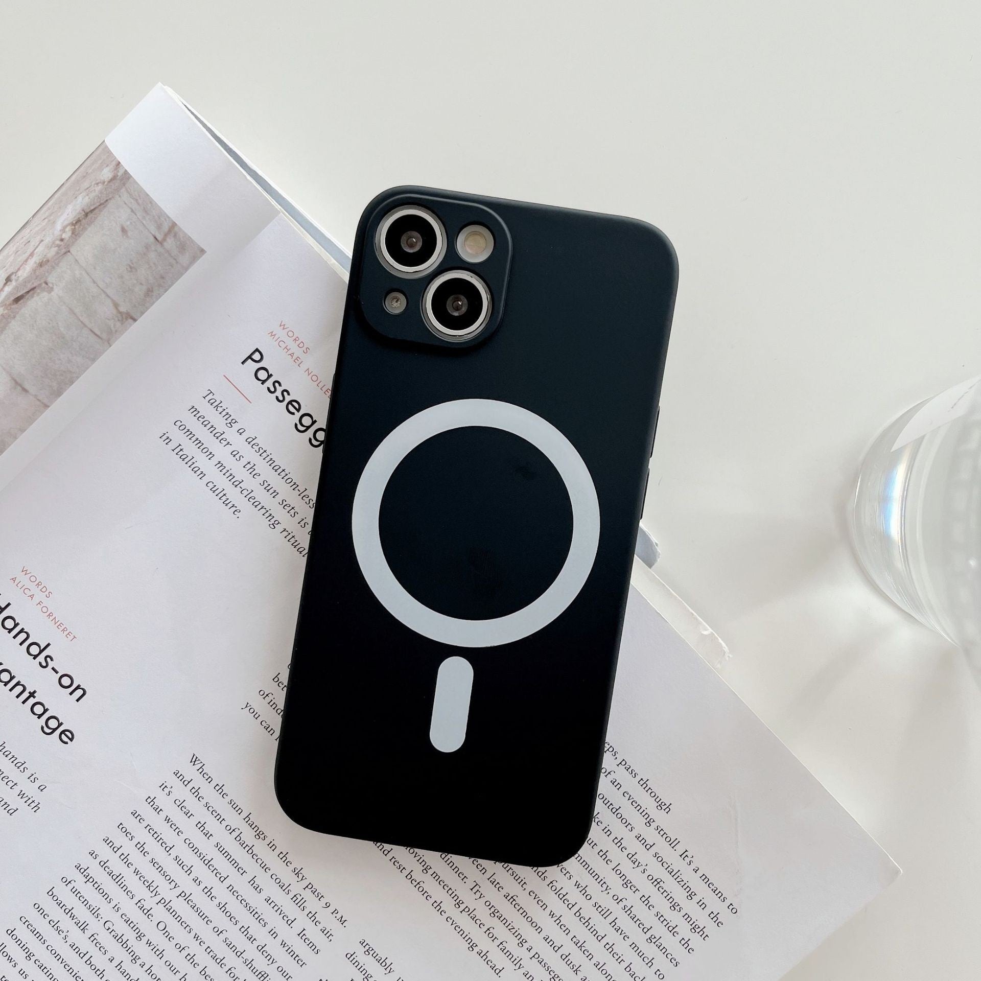 Husa MagSafe pentru Apple iPhone 11, Silicon, Protectie pentru camera, Magnetica, Incarcare Wireless,  Flippy, Negru-1