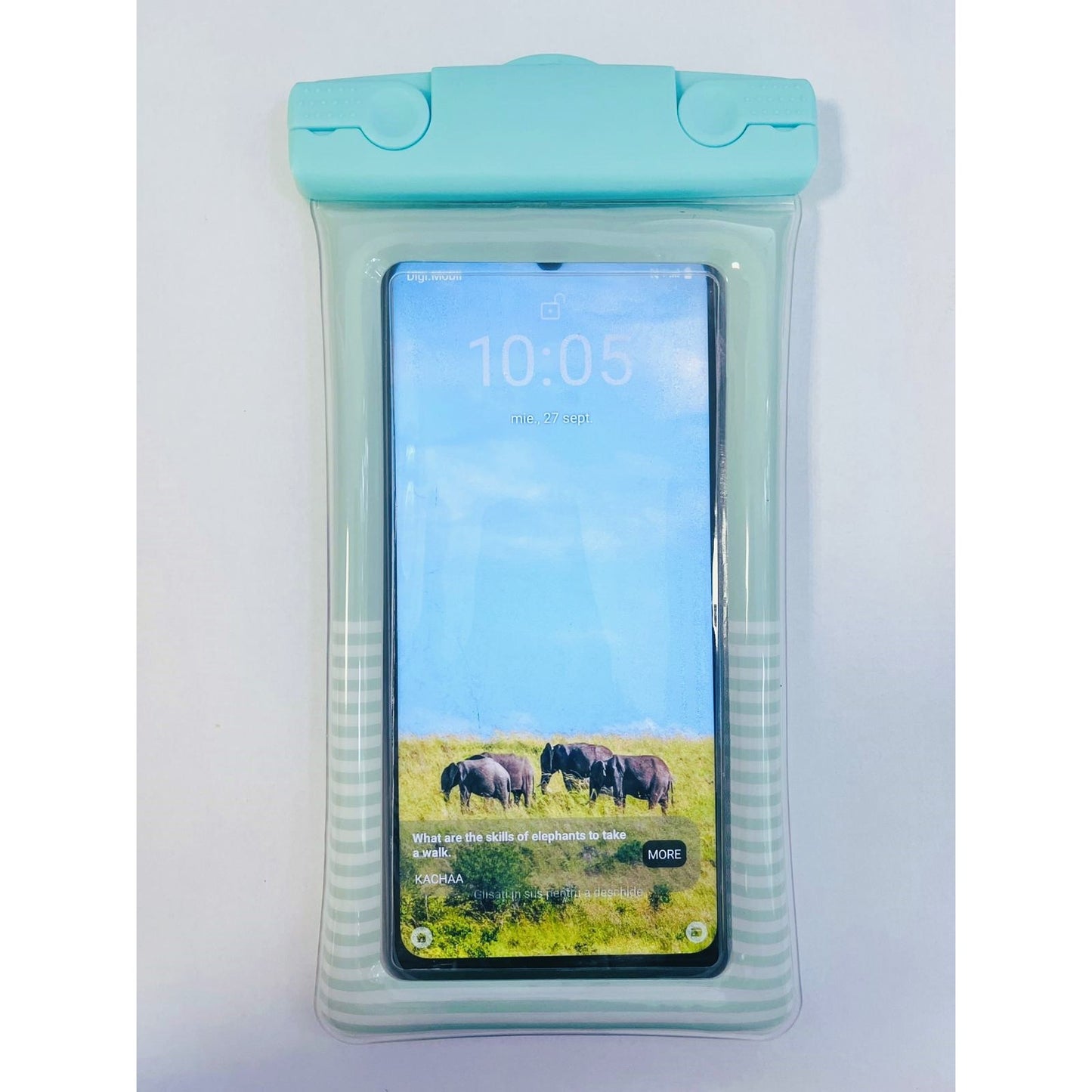 Husa subacvatica Cushion Waterproof Flippy, Snowproof, Universala, Dungata, cu Snur, pentru telefon sau documente, Verde Menta-2