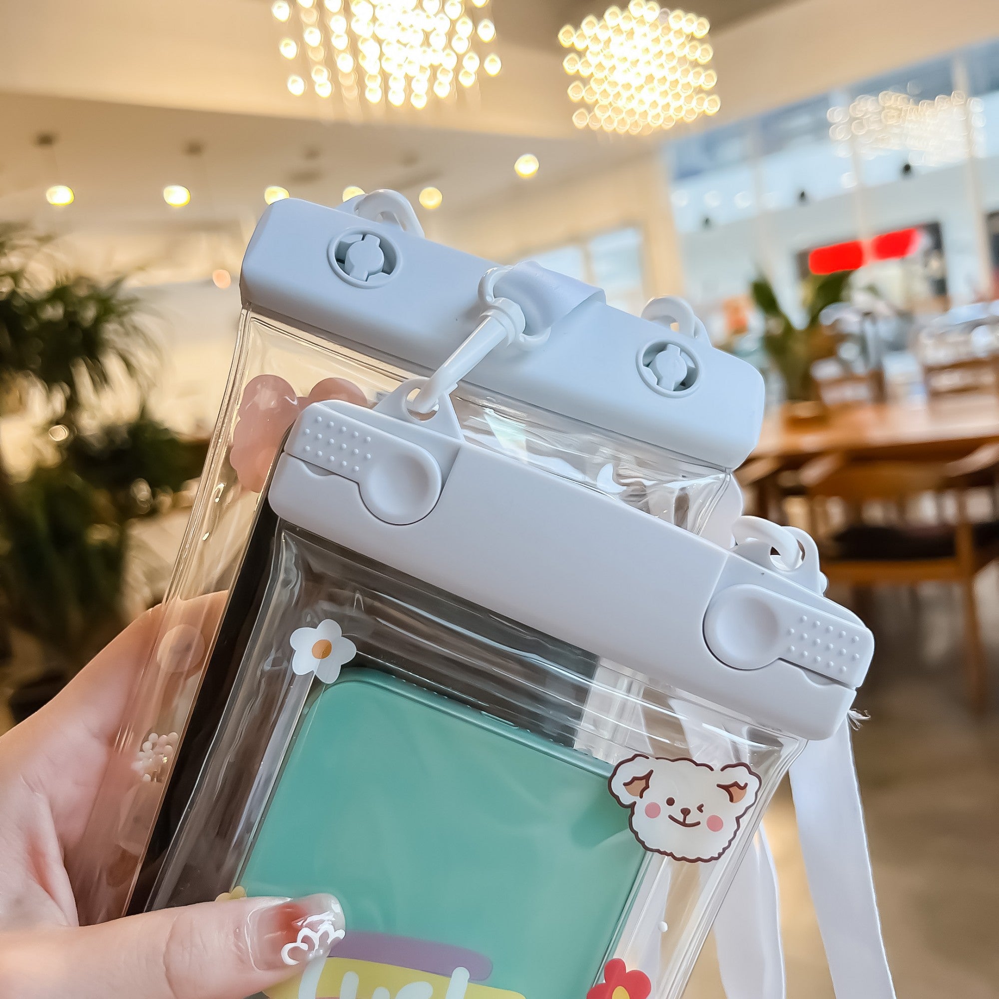 Husa subacvatica Fruity Waterproof Flippy, Snowproof, Universala, Impermeabila, cu Snur, pentru telefon sau documente, Cherry Bear, Alb-5
