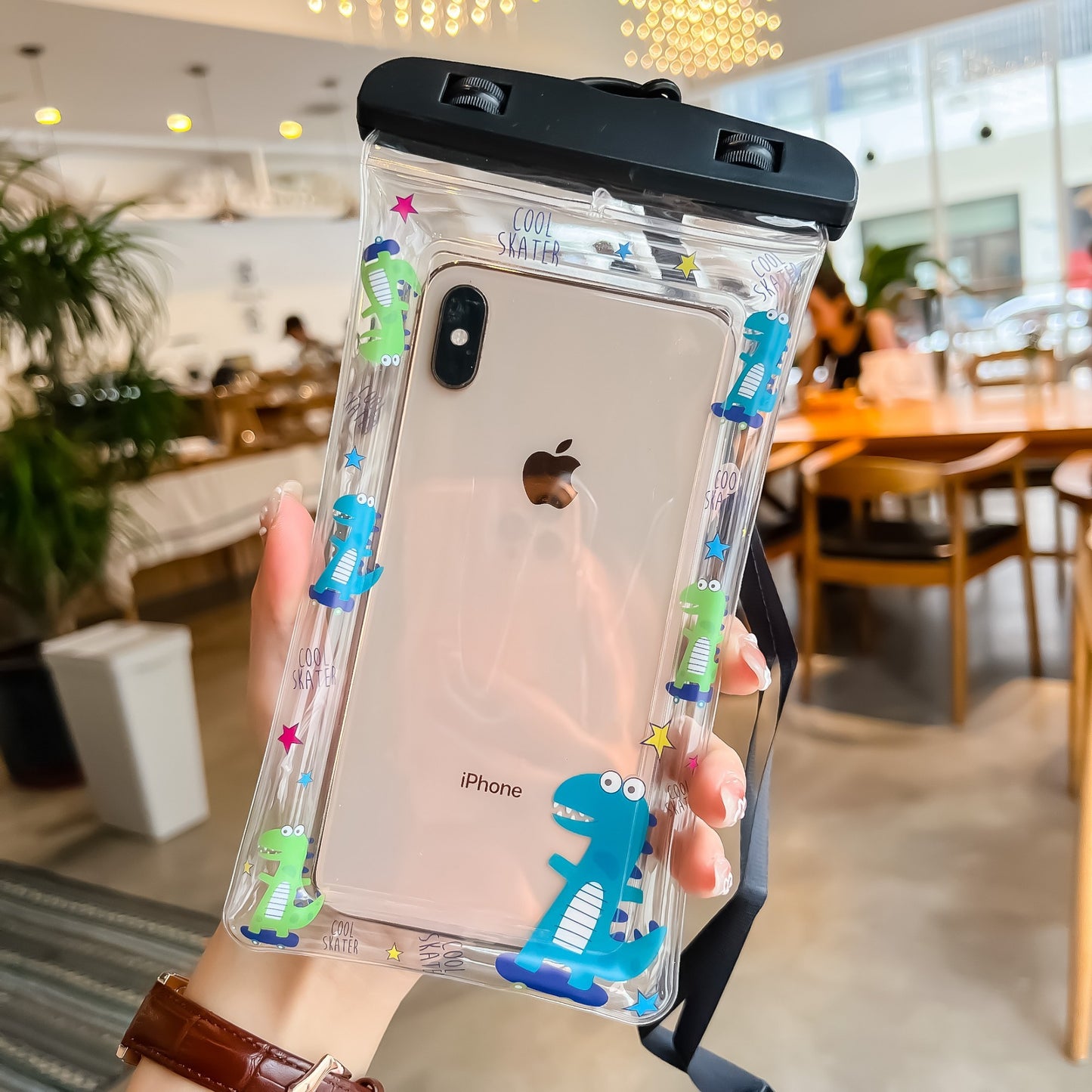 Husa subacvatica Kids Waterproof Flippy, Snowproof, Universala, cu Snur, pentru telefon sau documente, Dino, Negru-2