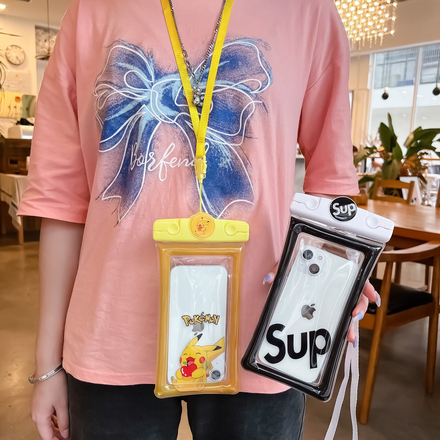 Husa subacvatica Mascot Waterproof Flippy, Snowproof, Universala, cu Snur, pentru telefon sau documente, Sup, Alb-Negru-2