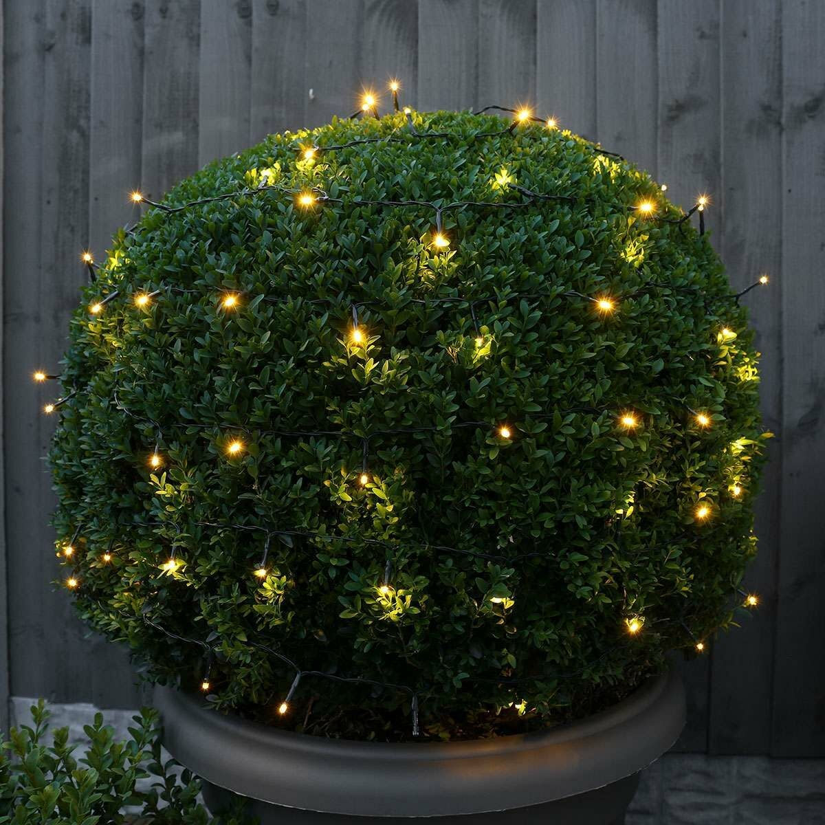 Instalatie de Craciun liniara Yoto, 10 m, din care 1 m cablu priza 220V, 100 LED, 8 jocuri de lumini, beculet in 6 colturi, pentru interior, controler, fir negru, alb cald-3