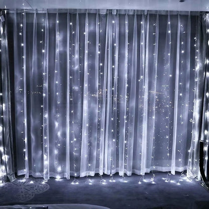 Instalatie Craciun, Tip Perdea, IP44, 2 m x 2 m, 240 LED-uri, Alb rece, 8 jocuri de lumini, Transformator, Interconectabila, Prelungitor 5 m inclus, Fir transparent, Interior/ Exterior, Flippy-1