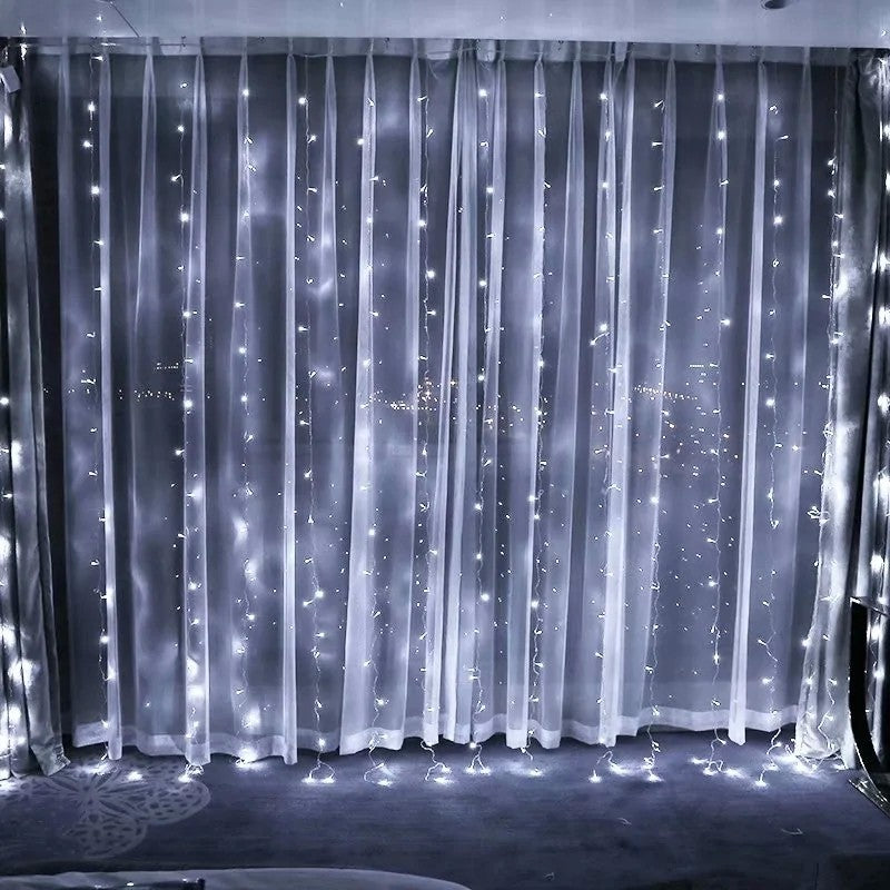 Instalatie Craciun, Tip Perdea, IP44, 8 m x 2 m, 960 LED-uri, Alb rece, 8 jocuri de lumini, Transformator cu telecomanda, Interconectabila, Prelungitor 3 m inclus, Fir transparent, Interior/ Exterior, Flippy-1