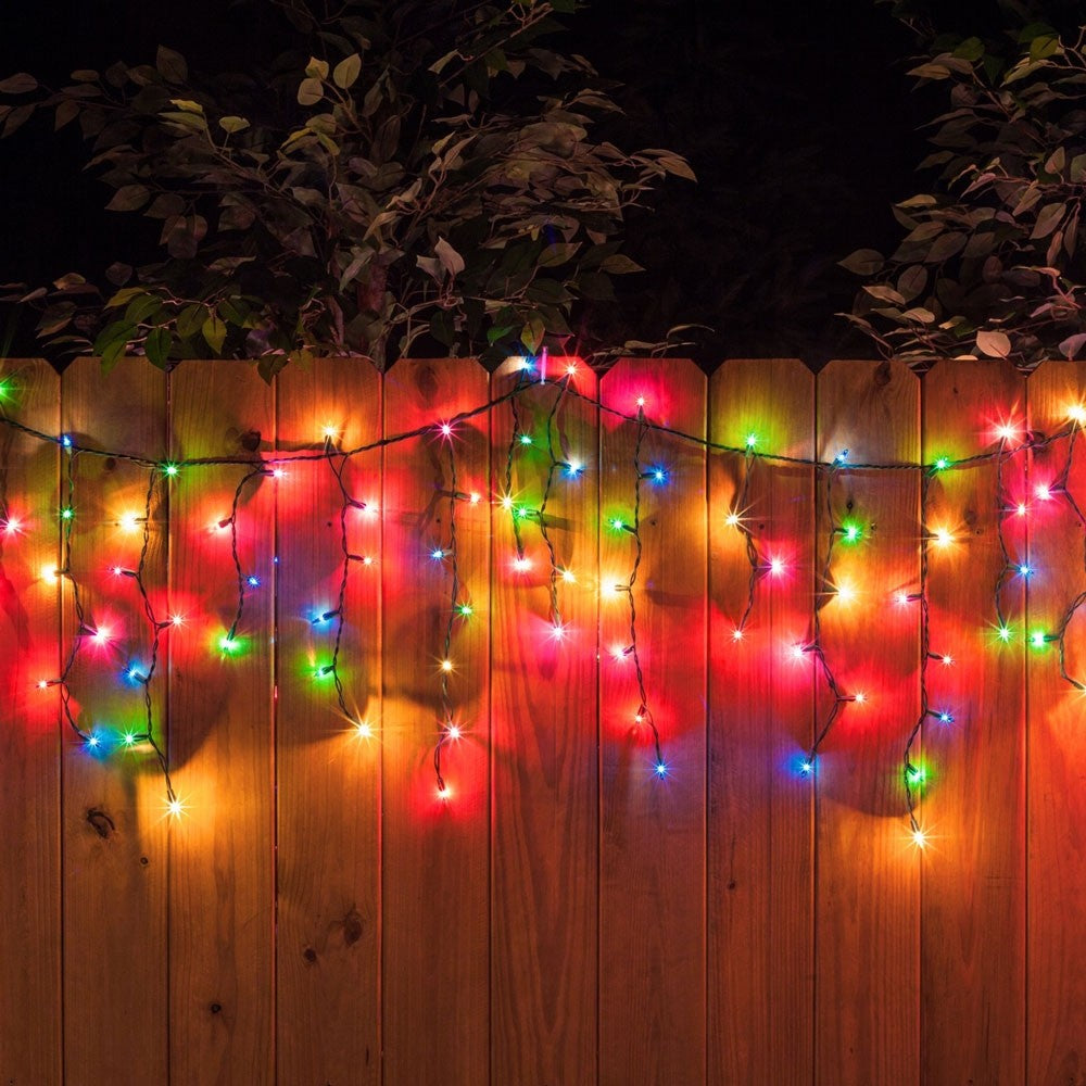 Instalatie Craciun Turturi, IP44, 10 m, 286 Led-uri ,Perdea Franjurata, Multicolor, 8 jocuri de lumini, Transformator 31 V, Putere 9 W, Interconectabila, Interior/Exterior, Prelungitor 3 m inclus, Fir Negru, Flippy-7