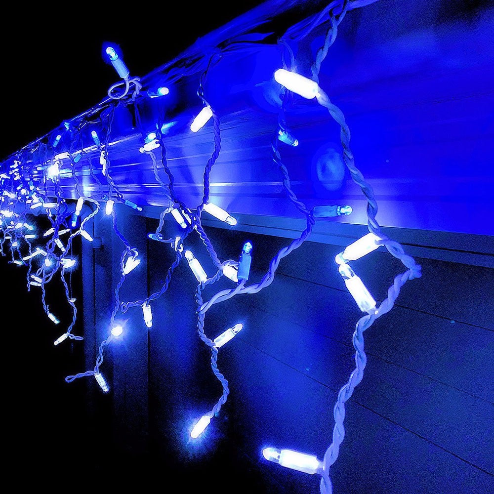 Instalatie Craciun Turturi, IP44, 30 m, 858 Led-uri ,Perdea Franjurata, Albastru, 8 jocuri de lumini, Transformator 31 V, Putere 9 W, Interconectabila, Interior/Exterior, Prelungitor 3 m inclus, Fir Transparent, Flippy-6