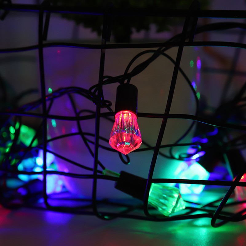 Instalatie de Craciun Liniara RGRB Yoto, 10 m, din care 1 m Prelungitor 220V, 40 LED, Model Diamante, Utilizare Interior/Exterior, Interconectabila, Fir Negru, multicolor-5