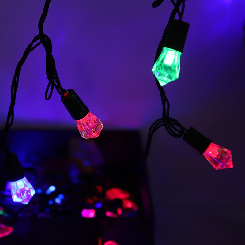 Instalatie de Craciun Liniara RGRB Yoto, 10 m, din care 1 m Prelungitor 220V, 40 LED, Model Diamante, Utilizare Interior/Exterior, Interconectabila, Fir Negru, multicolor-6