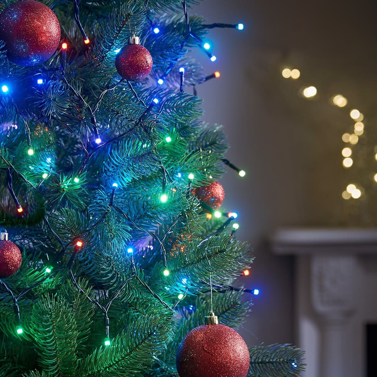Instalatie de Craciun liniara Yoto, 17 m, din care 1 m cablu priza 220V, 200 LED, 8 jocuri de lumini, controler, fir negru, multicolor-3