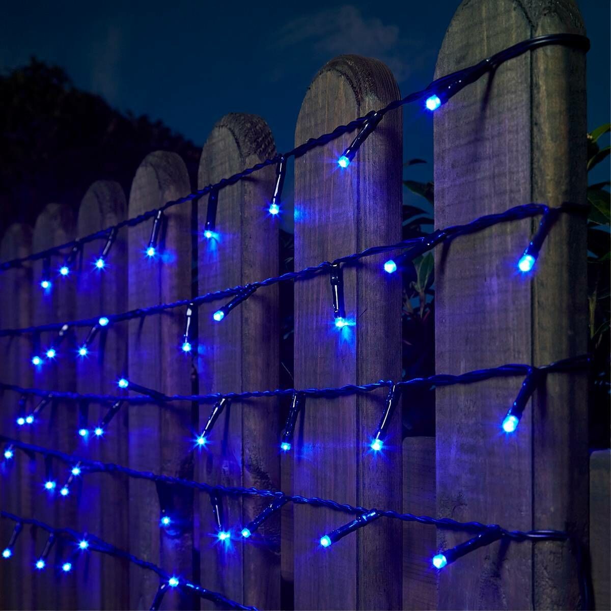 Instalatie de Craciun liniara Yoto, 17 m, din care 1 m cablu priza 220V, 200 LED, 8 jocuri de lumini, controler, fir negru, albastru-4