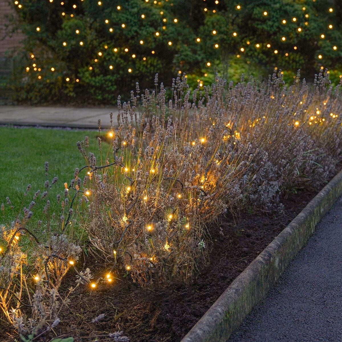 Instalatie de Craciun Liniara Yoto, 22 m, din care 1 m Prelungitor 220V, 300 LED, 8 jocuri de lumini, Controler, Utilizare Interior/Exterior, Fir Negru, Alb Cald-3