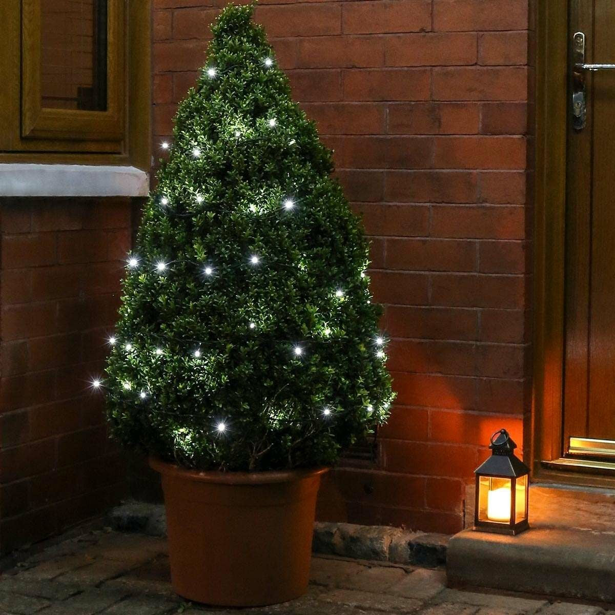 Instalatie de Craciun Liniara Yoto, 22 m, din care 1 m Prelungitor 220V, 300 LED, 8 jocuri de lumini, Controler, Utilizare Interior/Exterior, Fir Negru, Alb Rece-0