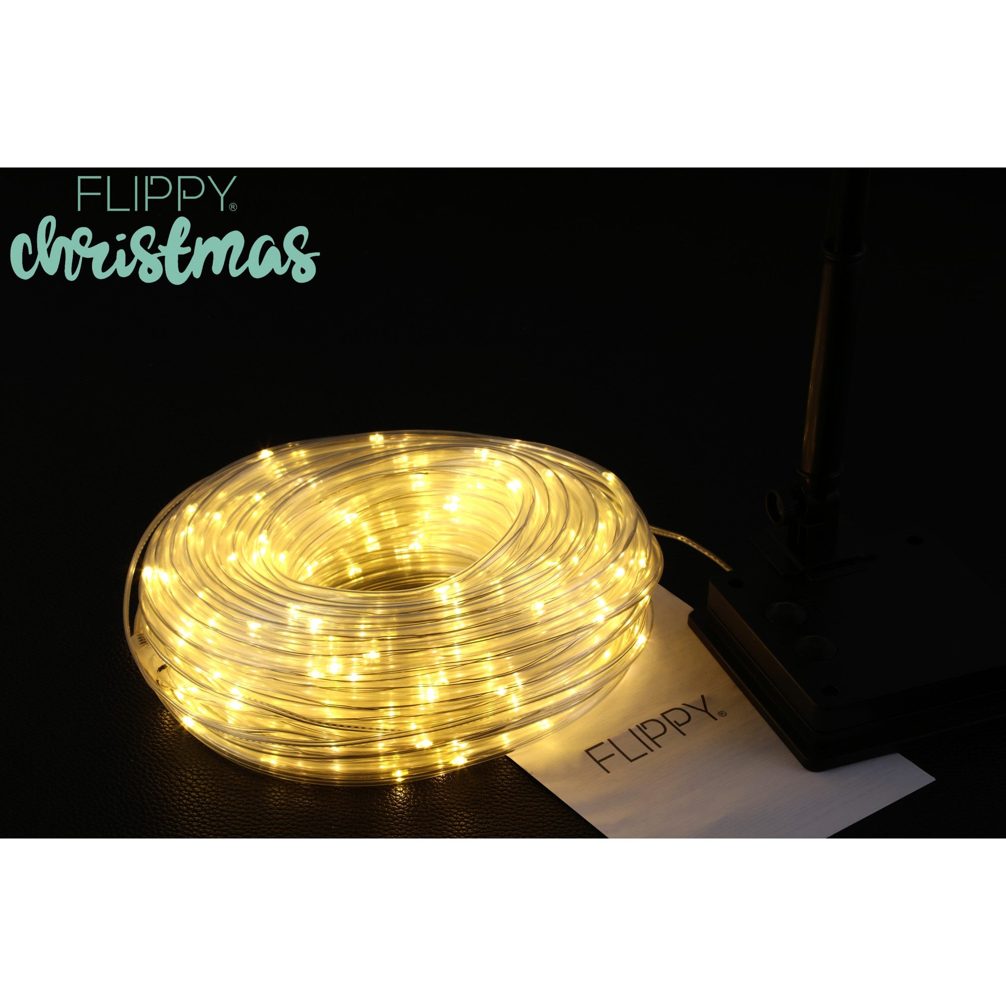 Instalatie luminoasa de Craciun tip furtun luminos, 300 LED-uri, 32 metri lungime, 8 programe, 2 metri prelungitor, sarma din cupru, incarcare solara, alb cald, Flippy-7