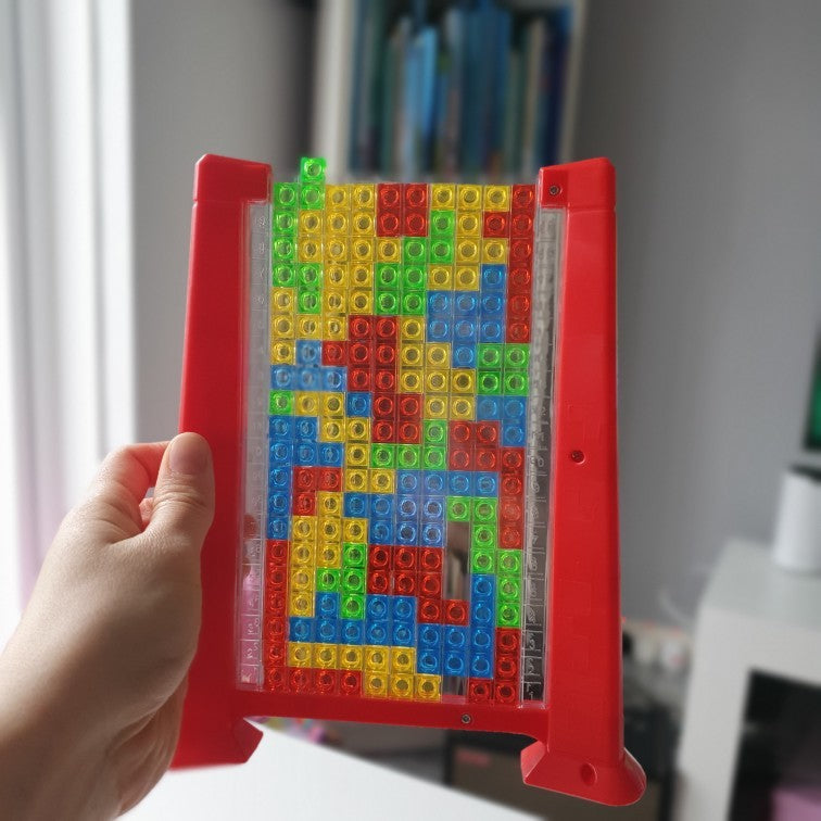 Joc de inteligenta Tetris puzzle tangram Flippy, 70 de piese multicolore, 3D, montessori, interactiv, din plastic, zar inclus, sac depozitare piese, varsta peste 6 ani, 23 x 19.8 x 5 cm, cadru rosu-8