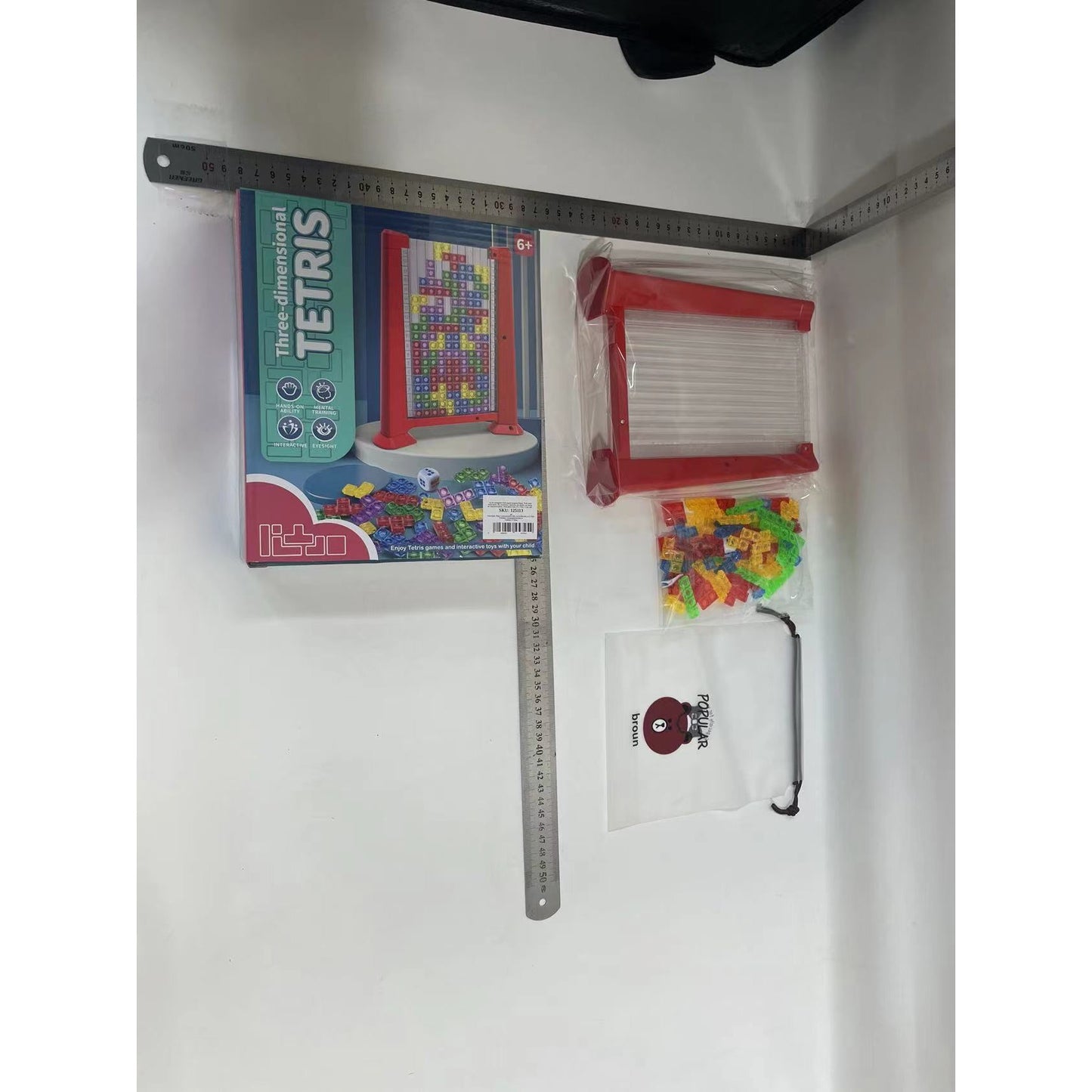 Joc de inteligenta Tetris puzzle tangram Flippy, 70 de piese multicolore, 3D, montessori, interactiv, din plastic, zar inclus, sac depozitare piese, varsta peste 6 ani, 23 x 19.8 x 5 cm, cadru rosu-9