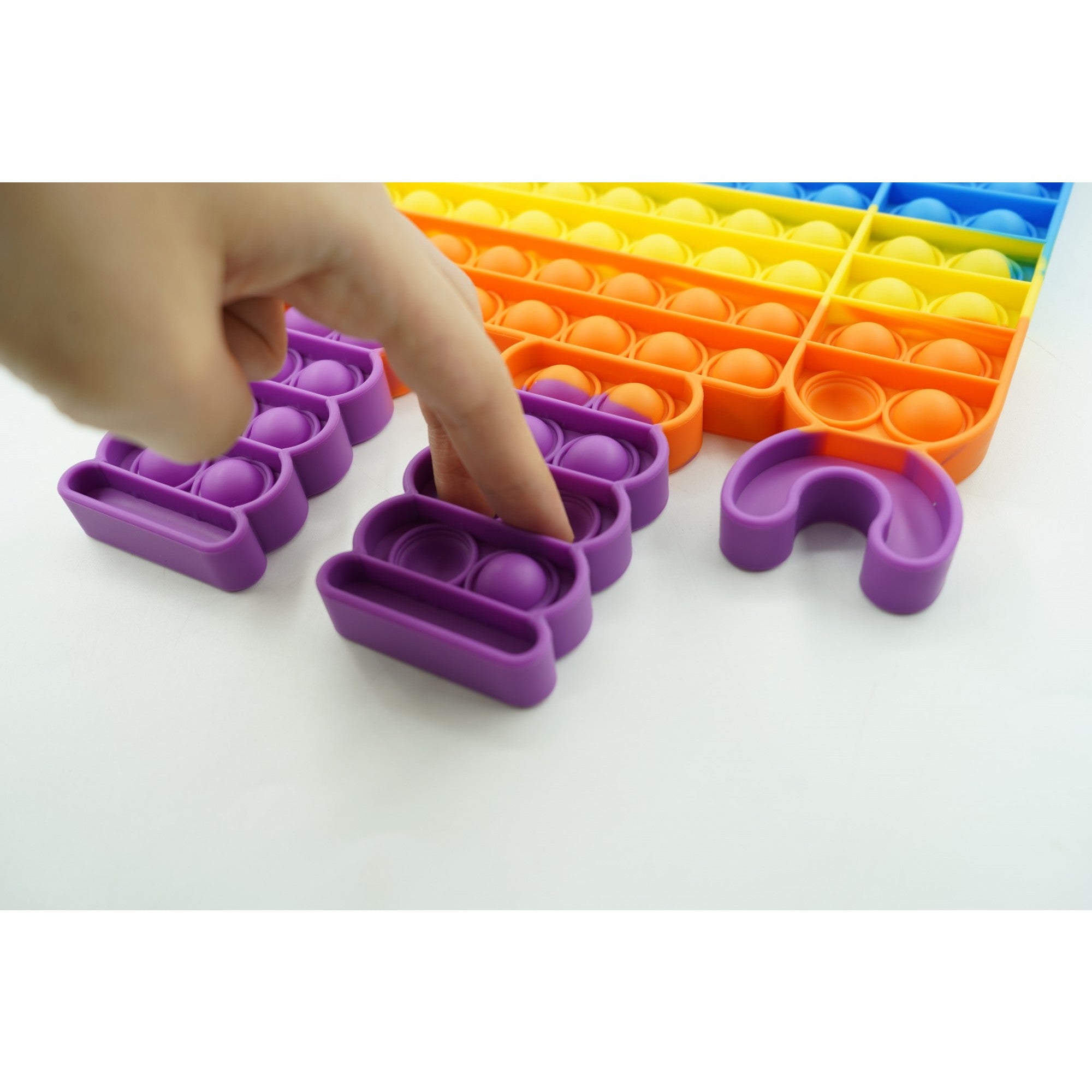 Jucarie antistres din silicon Flippy, Pop it Now and Flip It ,Robot ,Multicolor ,Model 3-5