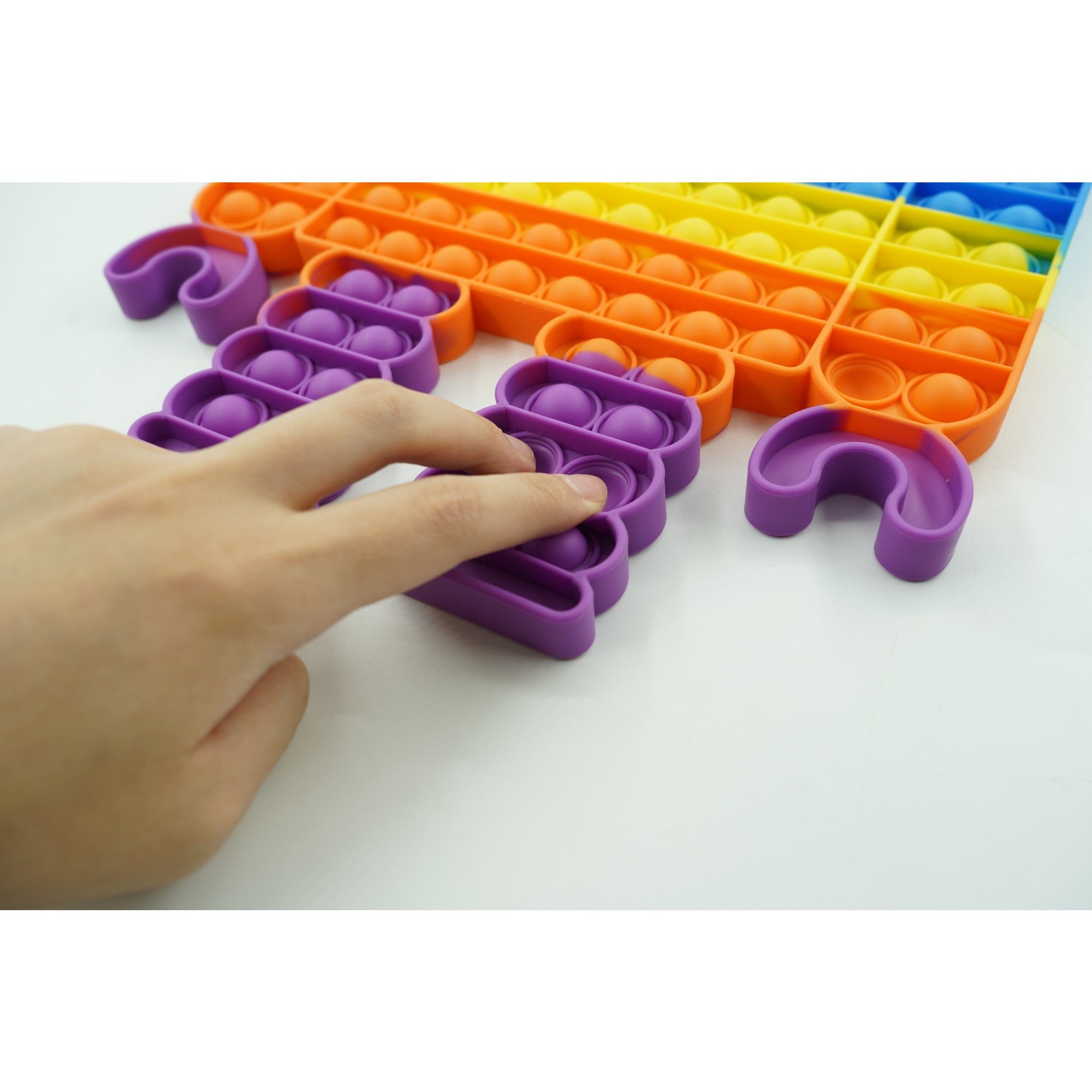 Jucarie antistres din silicon Flippy, Pop it Now and Flip It ,Robot ,Multicolor ,Model 3-6