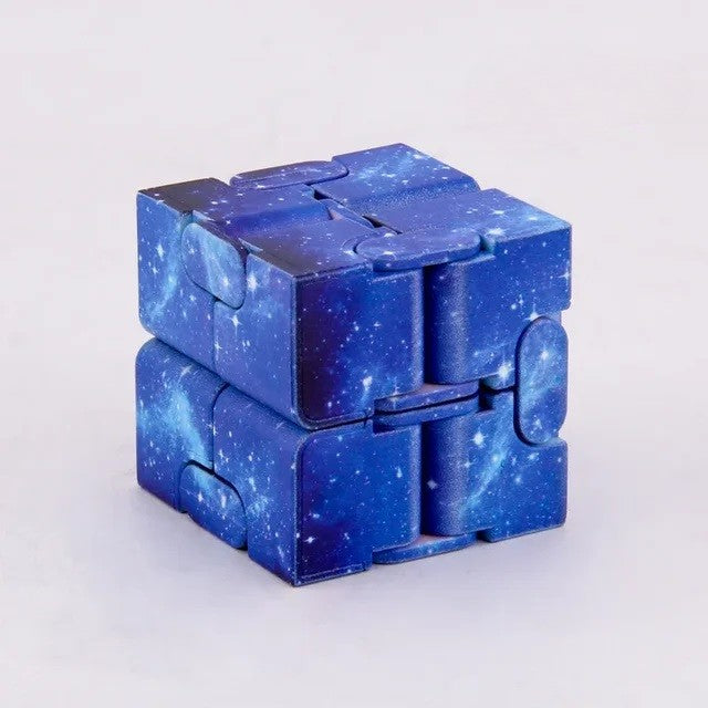 Jucarie Interactiva Antistres cu Miscari Infinite, Cub Magic, 3 ani, 4x4x4cm, Albastru-3